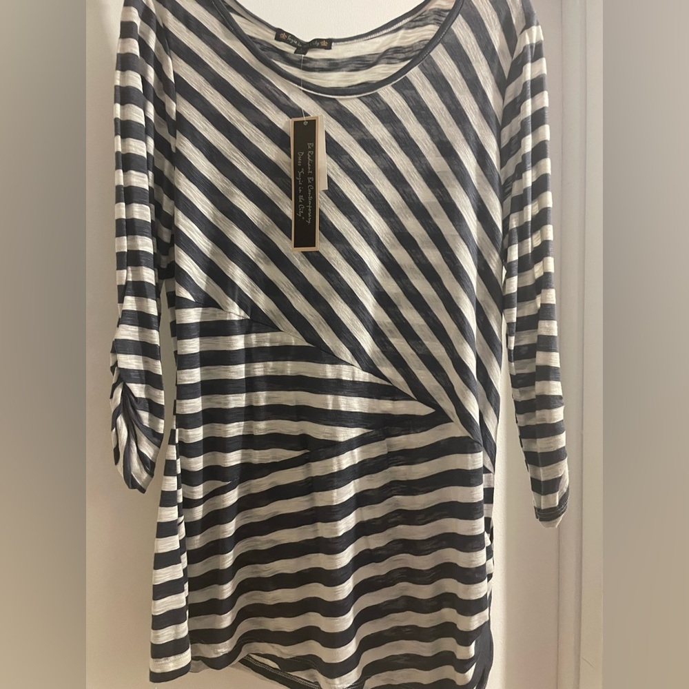 Bundle 2/$7 Striped blouse